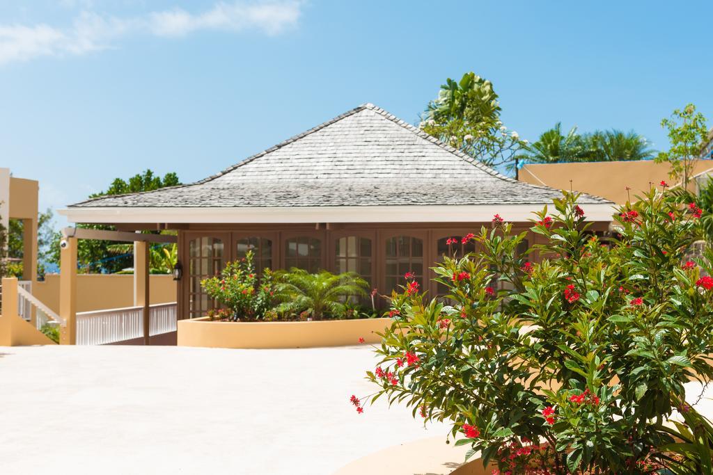 Ocean Terrace Inn Hotel バセテール エクステリア 写真