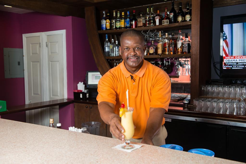 Ocean Terrace Inn Hotel バセテール エクステリア 写真