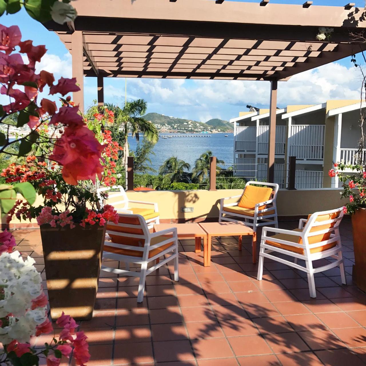 Ocean Terrace Inn Hotel バセテール エクステリア 写真